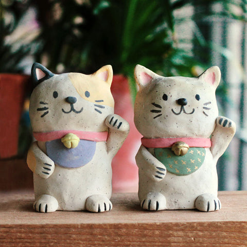 Lucky Cat Clay