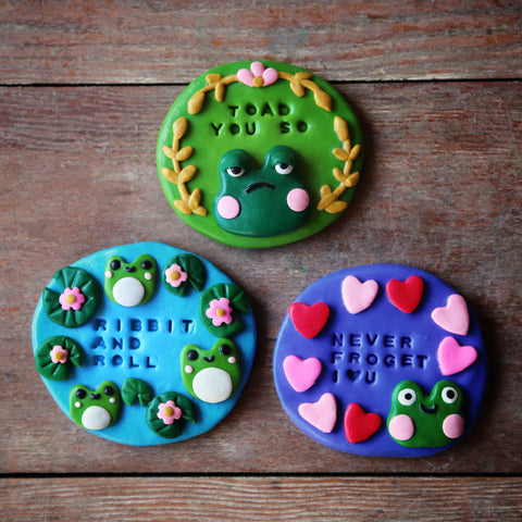 Ribbit Notes: Frog Magnets