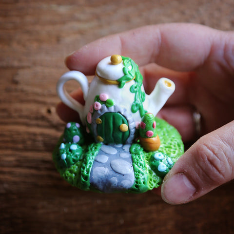 Garden Teapot House