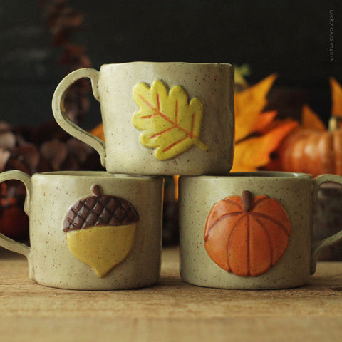 september | friendsgiving mug
