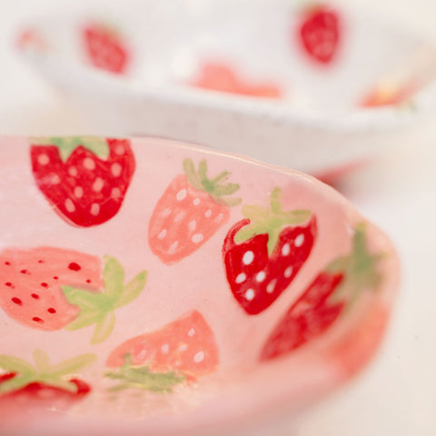 3pm Sat Apr 18th | Gingham Berry Platter