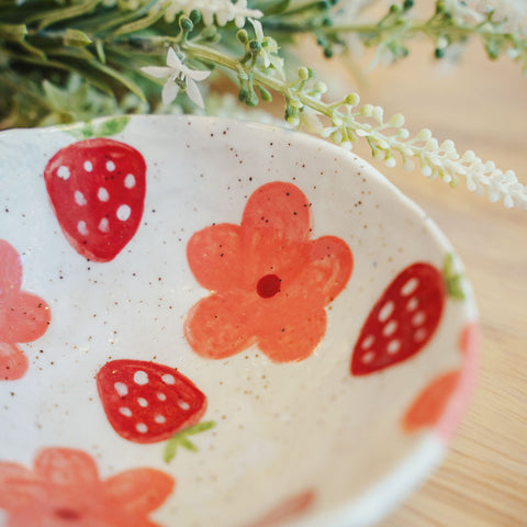 3pm Sat Apr 18th | Gingham Berry Platter