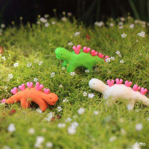 1pm Sun Feb 15th | Heart-a-saurus