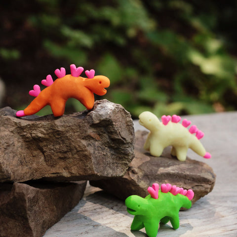 1pm Sun Feb 15th | Heart-a-saurus