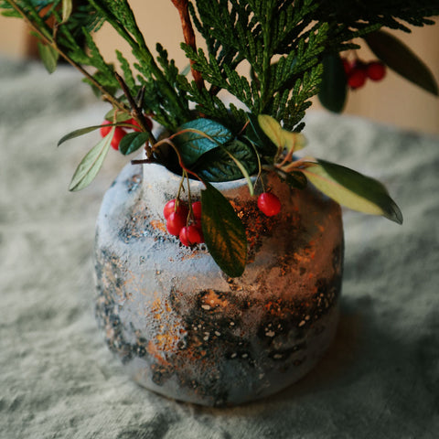 3pm Sun Feb 15th | Rusticcore Vase