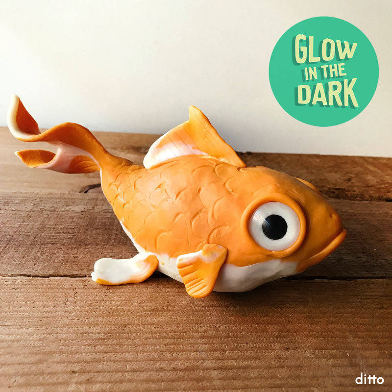 Sculpt &amp; Bake: Colossal Glowing Goldfish Kit