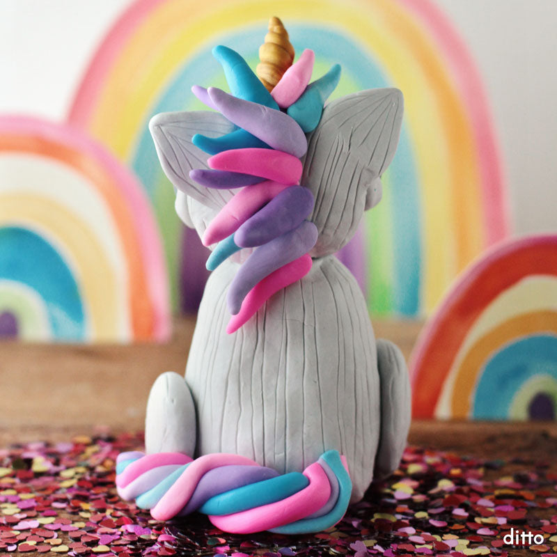 Sculpt &amp; Bake: Colossal Unicorn Kit